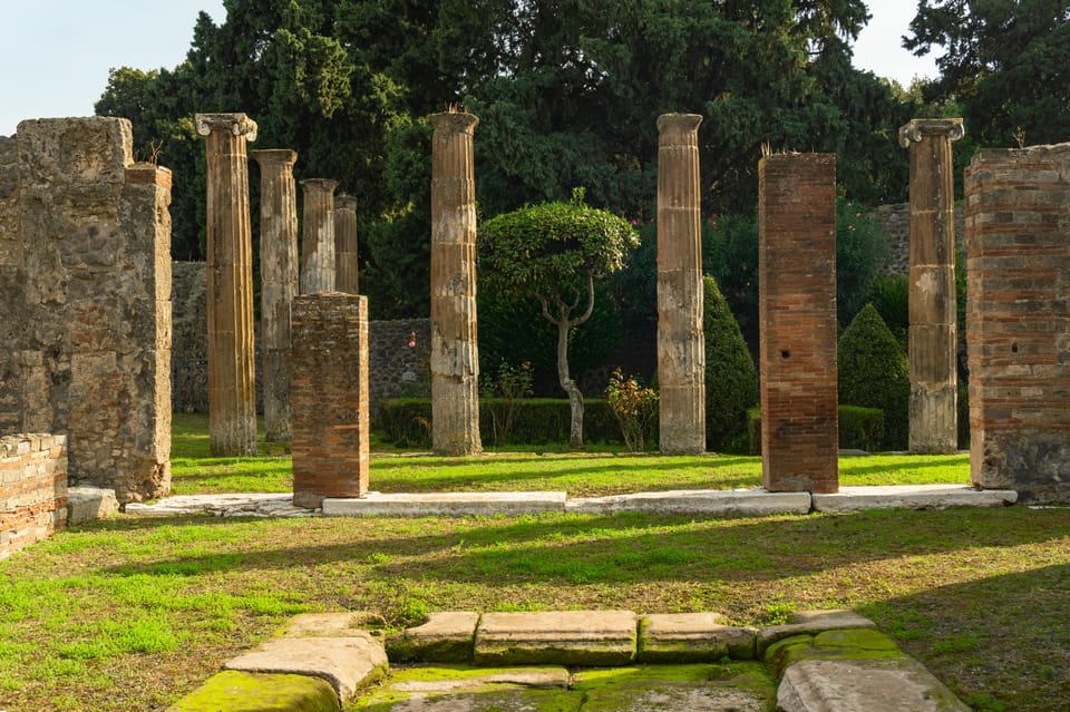 POMPEI TOUR : RUINS (SKIP THE LINE ) AND NAPLES HISTORICAL CENTER - Ask Away