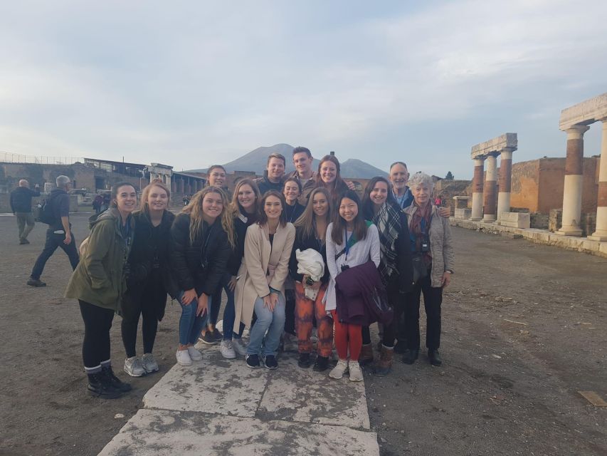 Pompeii: 2-Hour Walking Tour With Professional Guide - Tour Highlights