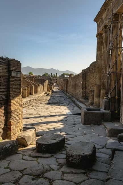Pompeii and Amalfi Coast: small groups from Rome with a visit to the excavations - An In-Depth Look at the Experience  