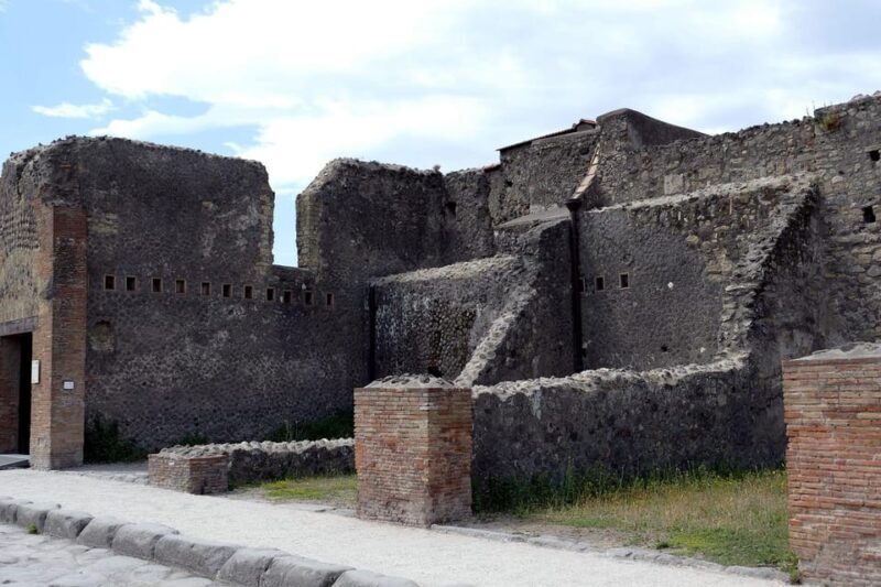 Pompeii and Herculaneum 8 hour private tour from Sorrento - Analyzing the Value