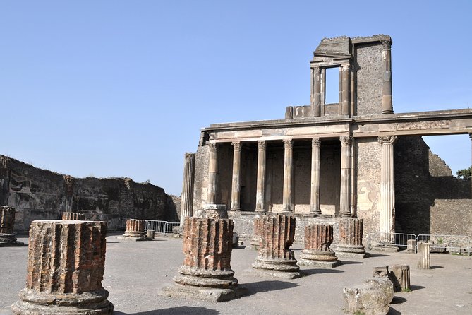 Pompeii Archaeological Site Tour Review - Accessibility and Regulations