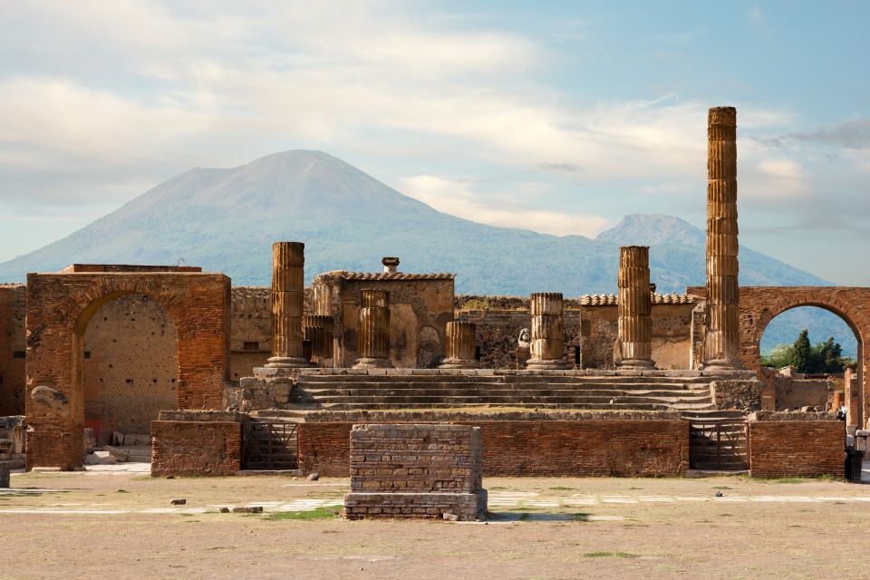 Pompeii: Entry Ticket With Optional Audio Guide - Key Points
