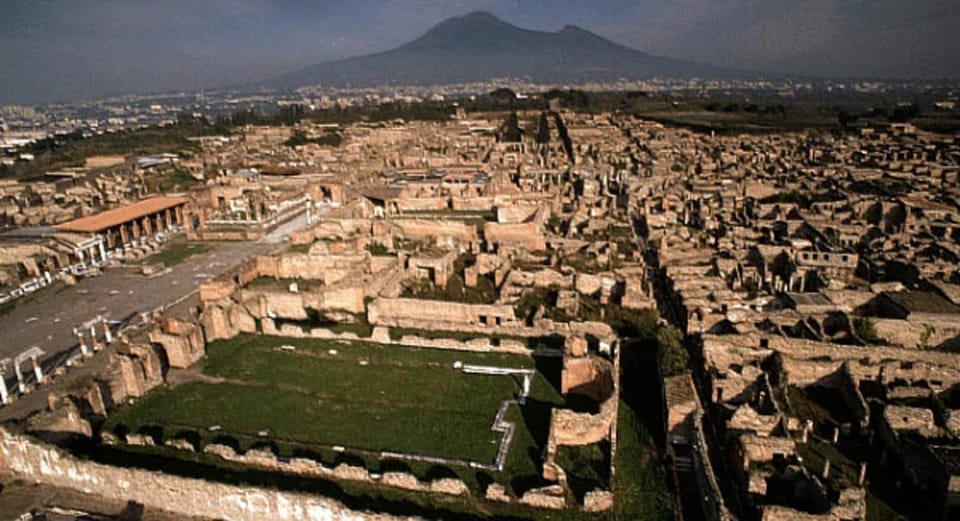 Pompeii Fast Tour: Visit of Pompeii Ruins With a Guide - Tour Overview and Pricing