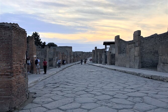Pompeii From the Afternoon to the Sunset - Meeting and Pickup Details