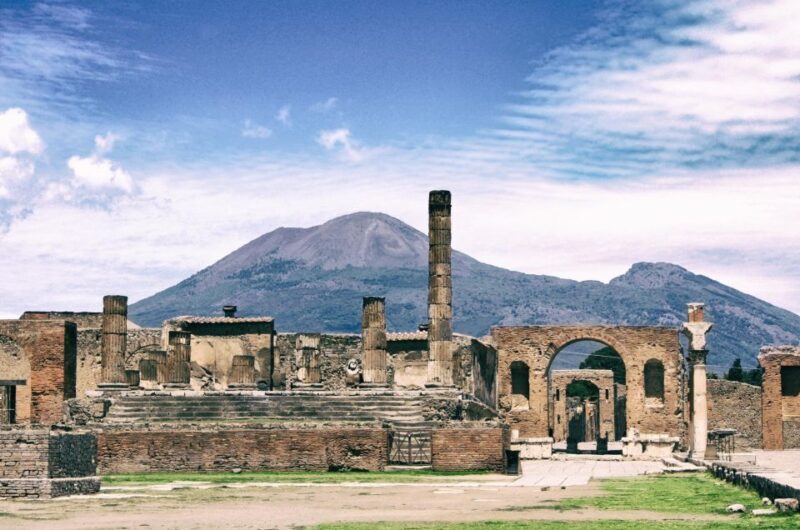 Pompeii: Guided Tour and Lunch - What’s Included and What’s Not