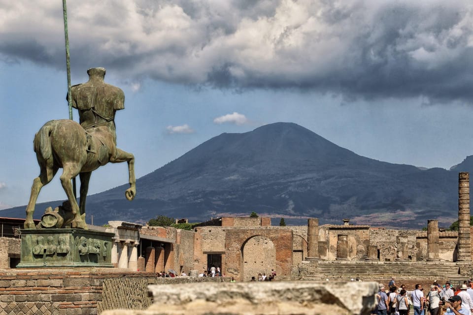 Pompeii: Guided Tour with a local guide - Private - Who Should Consider This Tour?
