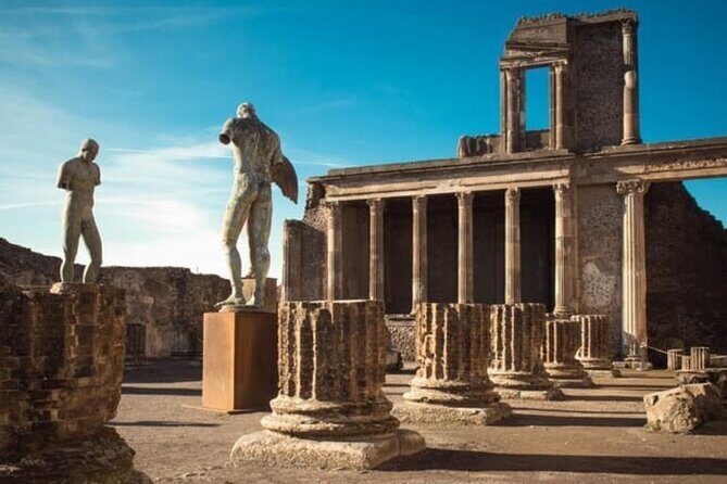Pompeii Guided Tour with Train Included from Rome - Practical Considerations
