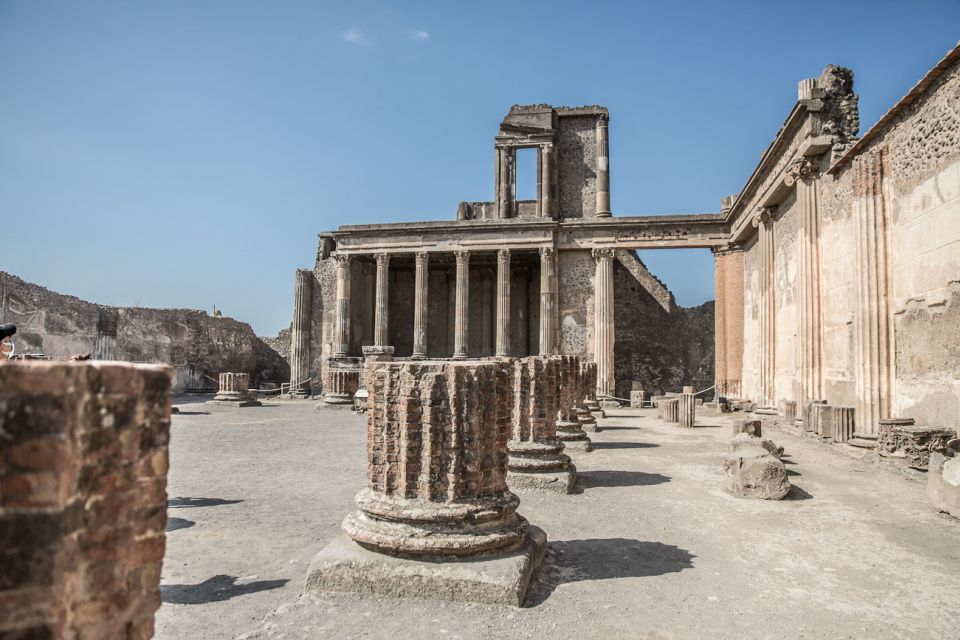 Pompeii: Guided Walking Tour With Skip-The-Line Ticket - Tips for Enjoying Your Tour
