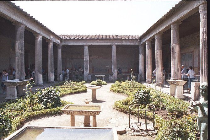 Pompeii & Herculaneum Private Tour: Fast-Track, Winery & Lunch - The Sum Up