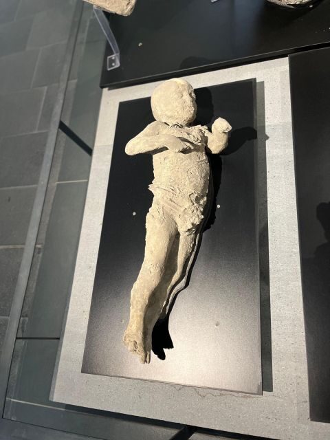 Pompeii in 2h and 30mnt: walk with local guide - How It Compares