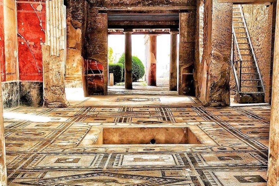 Pompeii in 2h and 30mnt: Walk With Local Guide - Experience Highlights