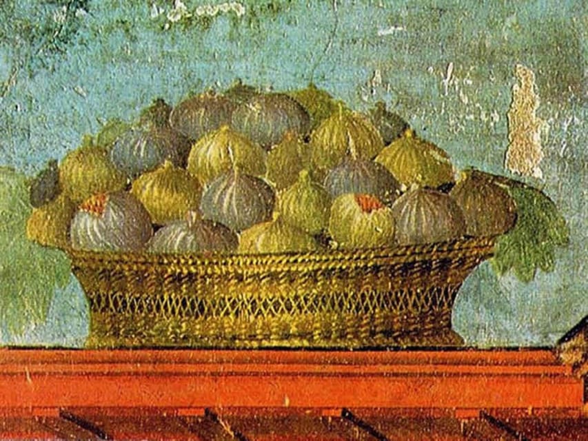 Pompeii: Oplontis Small Group Tour With an Archaeologist - Key Points