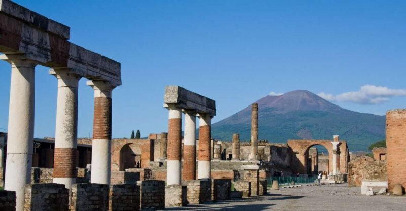 Pompeii: Private Tour with Hotel Pickup and Entry Ticket - Key Points