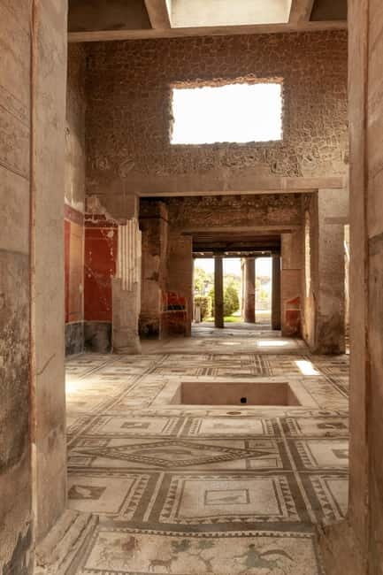 Pompeii: Private Tour with Wine Tasting and Lunch - Exploring the Itinerary in Detail