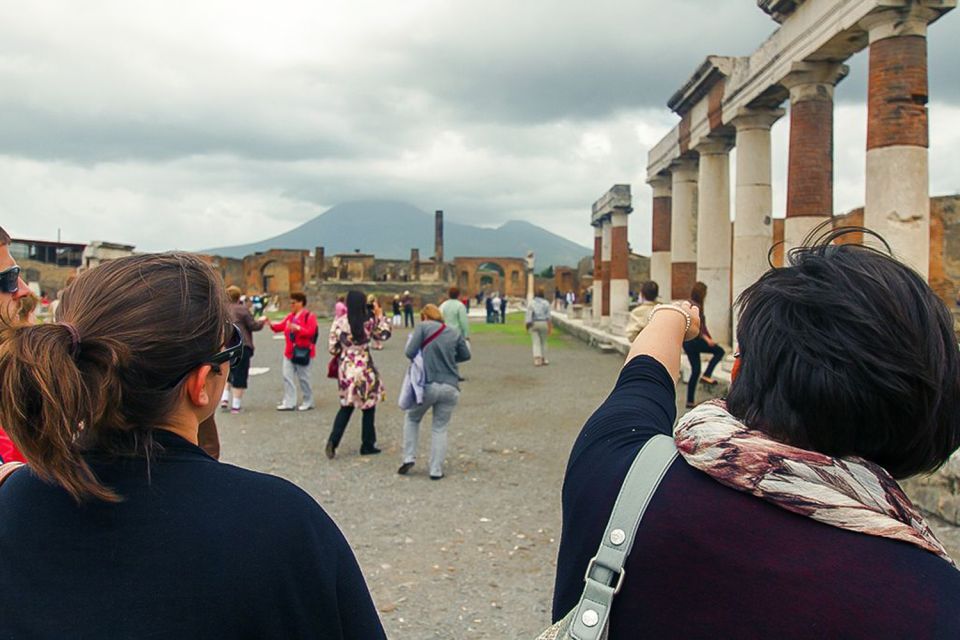 Pompeii: Skip-The-Line Guided Tour With Expert Archaeologist - Ask Away