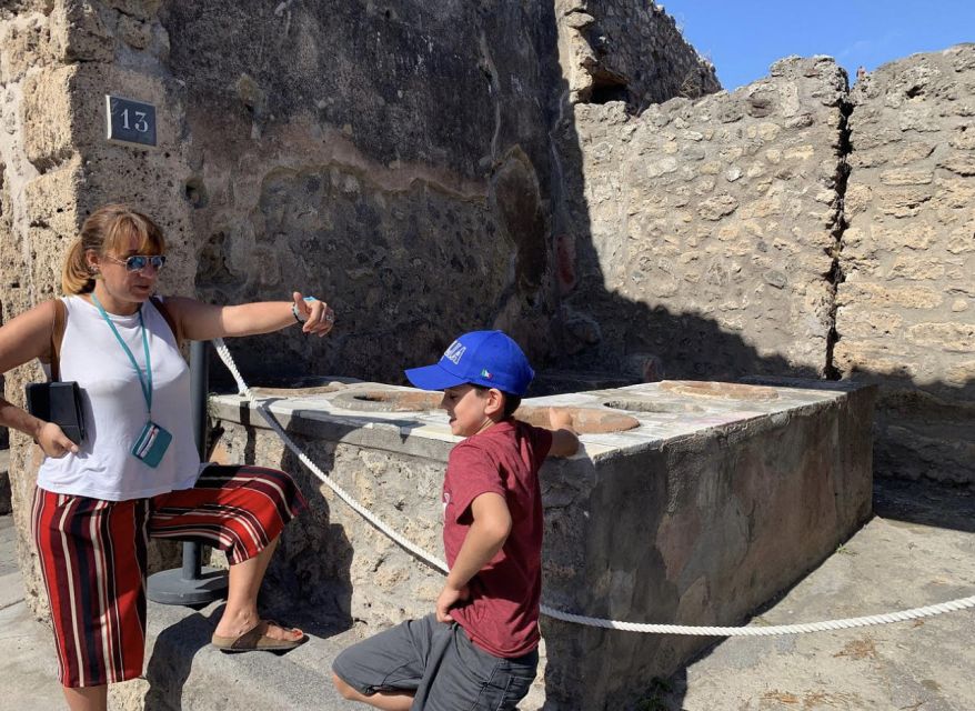 Pompeii: Skip-the-Line Private Tour for Kids and Families - Highlights of the Tour