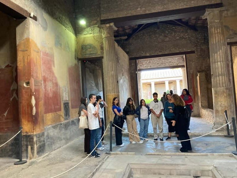 Pompeii: Skip-the-Line Private Tour with Archaeologist Guide - Exploring Pompeii with a Private Archaeologist: What to Expect