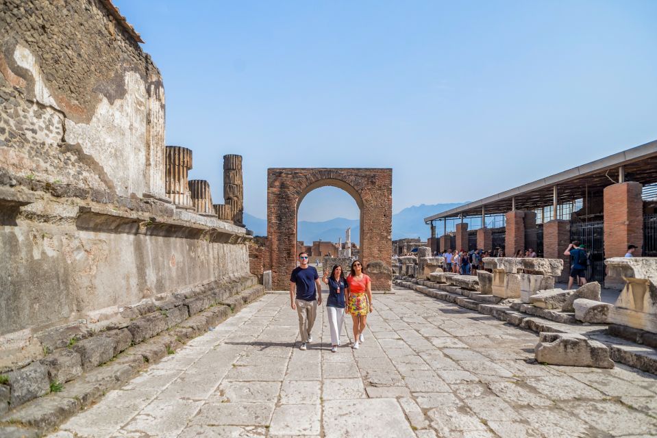 Pompeii: Small Group Tour With an Archaeologist - Meeting Points and Drop-off Locations