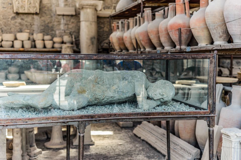 Pompeii: Small Group Tour With an Archaeologist - Tour Overview