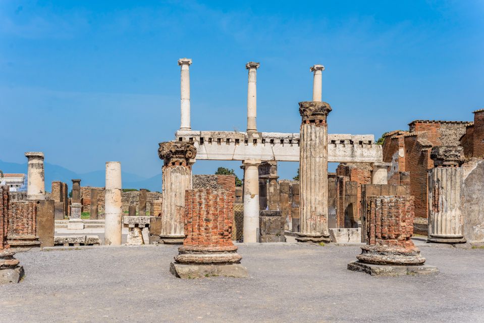 Pompeii: Small Group Tour With an Archaeologist - Customizable Tour Options