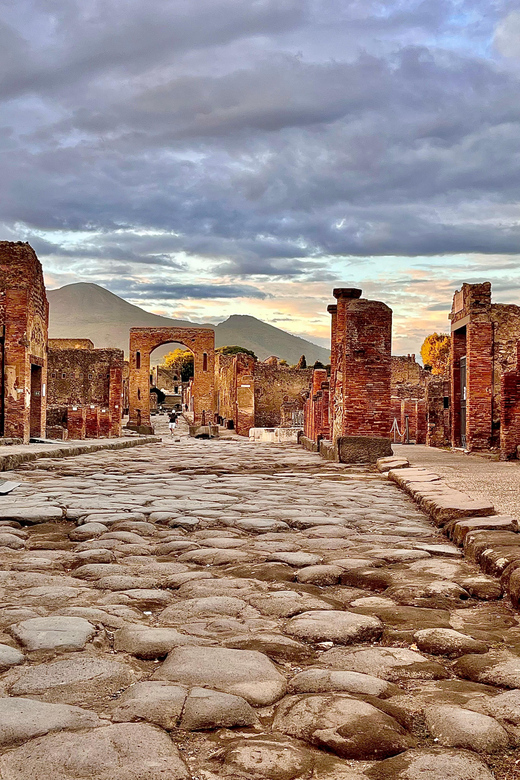Pompeii sunset Tour: a visit away from the crowds - Frequently Asked Questions