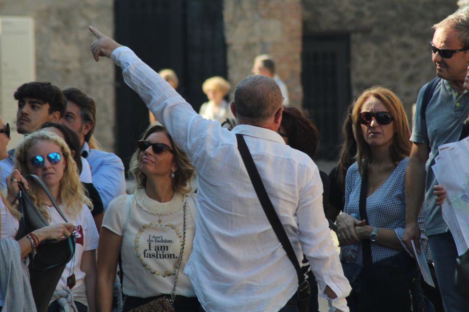 Pompeii: the Slow Tour - Getting More Information