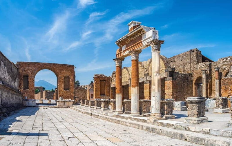 Pompeii: Ticket with audio guide - A Practical Guide to Pompeii: Ticket with Audio Guide