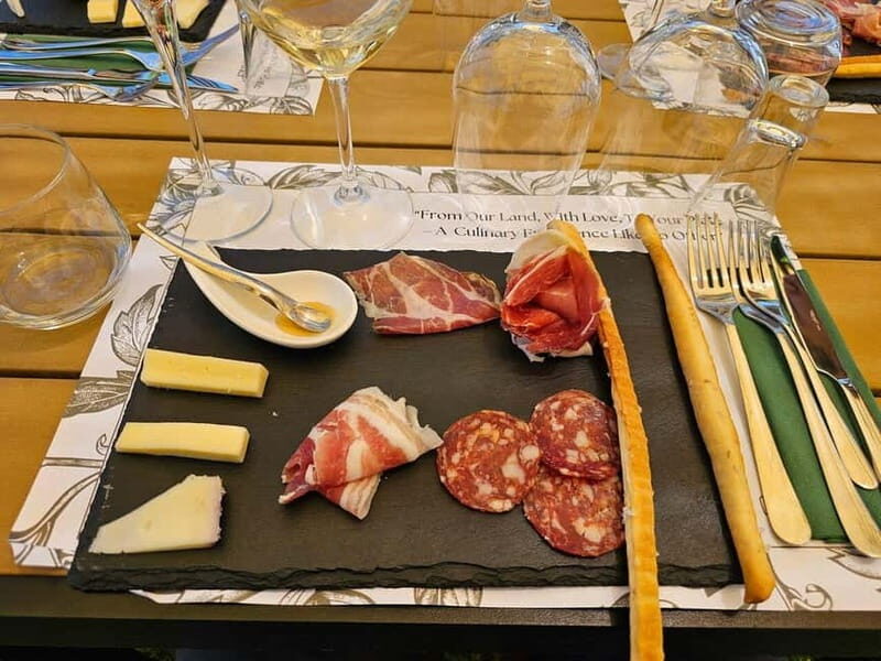Pompeii Tour & Lunch with Wine Tasting Experience - Who Will Love This Tour?