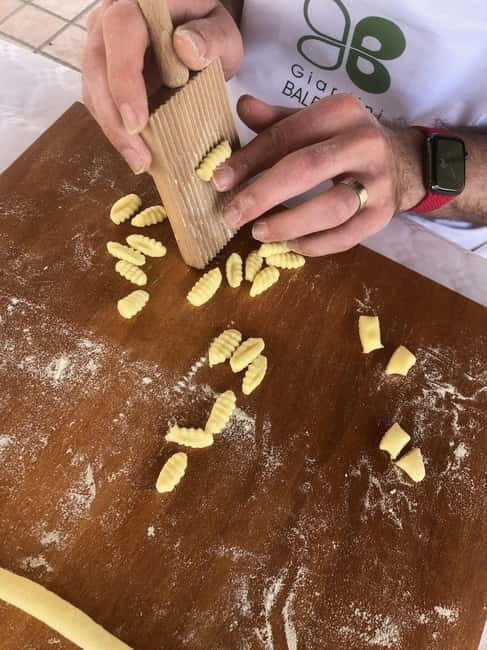 Pompeii: Tour of the Archaeological Excavations and Fresh Pasta Cooking Class - The Sum Up