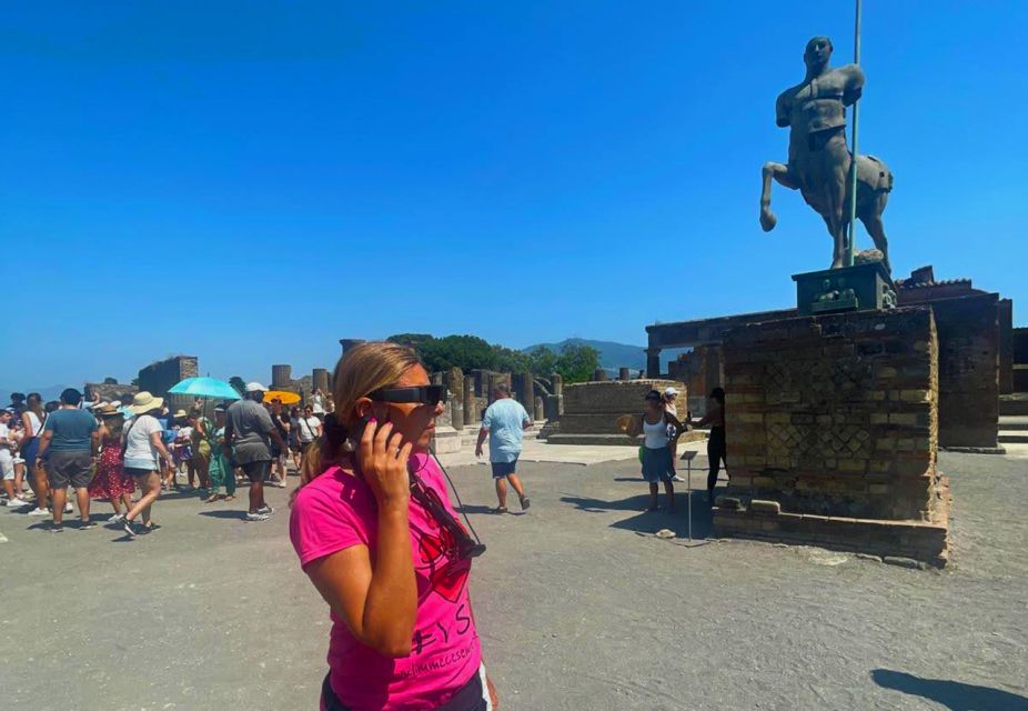 Pompeii: Tour With Augmented Reality and Lucullian Lunch - Augmented Reality Glasses