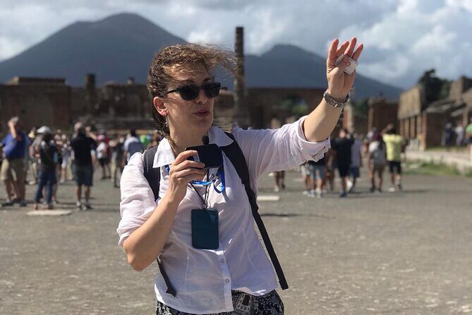 Pompeii Tour with experienced guide - The Value of a Guided Tour in Pompeii