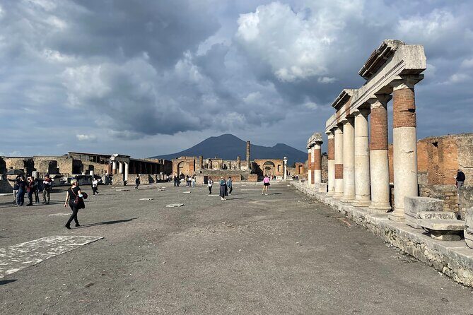 Pompeii Tour with Skip The Line Ticket 2h 30min - Detailed Breakdown of the Itinerary