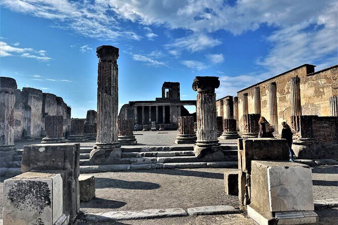 Pompeii, Vesuvius & wine tasting from Amalfi coast all inclusive - What You’ll Love About This Tour