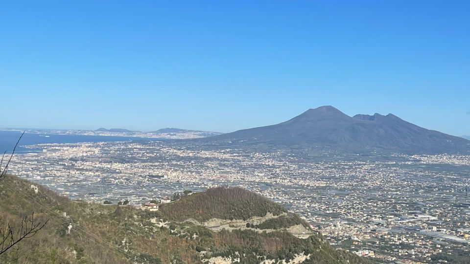 Pompeii-Vesuvius With Lunch From Amalfi Coast All Inclusive - Key Points