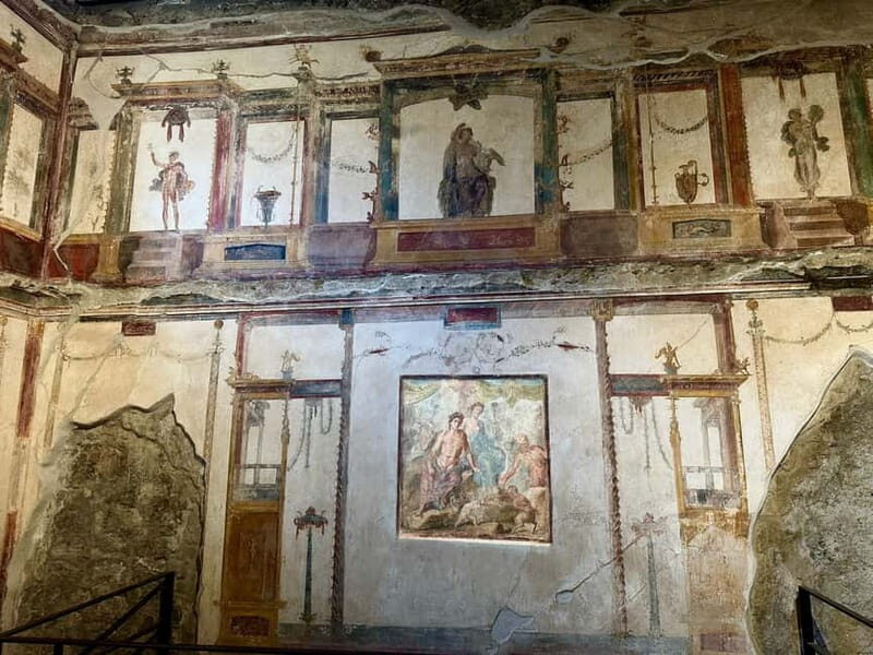 Pompeii: walking tour with an archeological guide - The Experience From a Practical Perspective