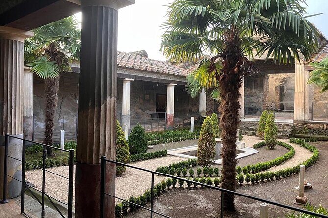 Pompeii: Walking Tour with Archaeologist and Skip-the-Line Ticket - Why Choose This Pompeii Tour?