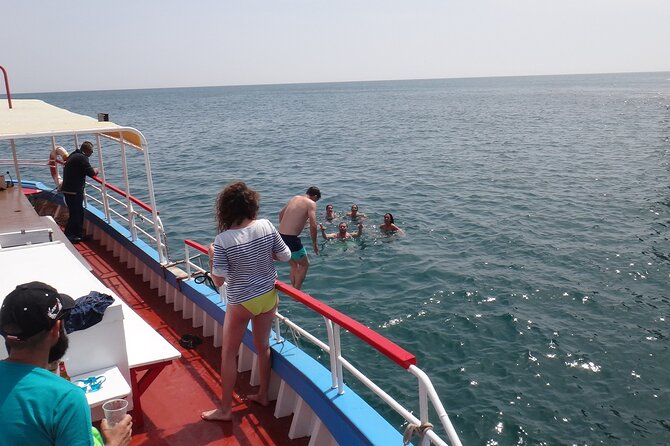 Ponta Da Piedade Costal Cruise and Caves-2h - Booking and Cancellation Details