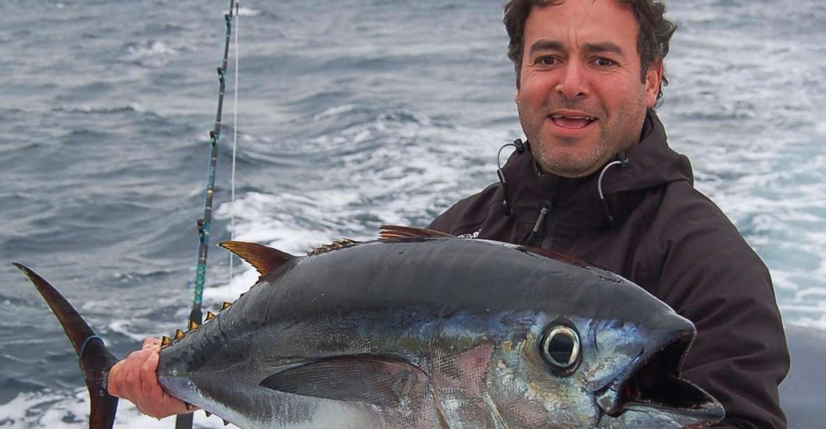 Ponta Delgada: 4-hour Half-Day Sport Fishing Adventure - Group Size and Booking