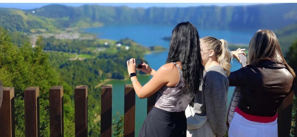 Ponta Delgada Cruise Port: The Blue & Green Lake Tour - Frequently Asked Questions