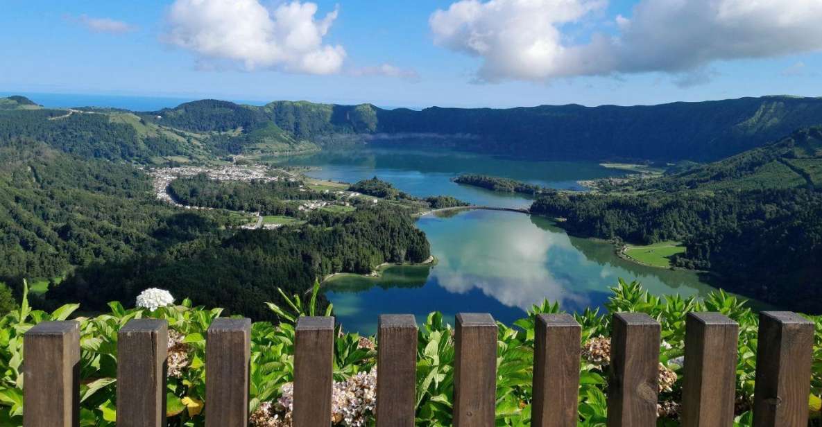 Ponta Delgada: Sete Cidades & Lagoa Do Fogo Full-Day Tour - Pickup and Hotel Locations