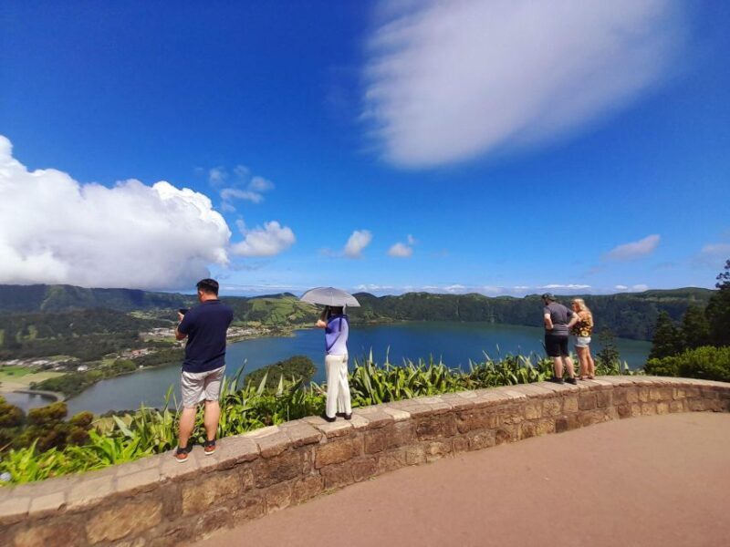 Ponta Delgada: Shore Excursion - The Blue & Green Lake - FAQ