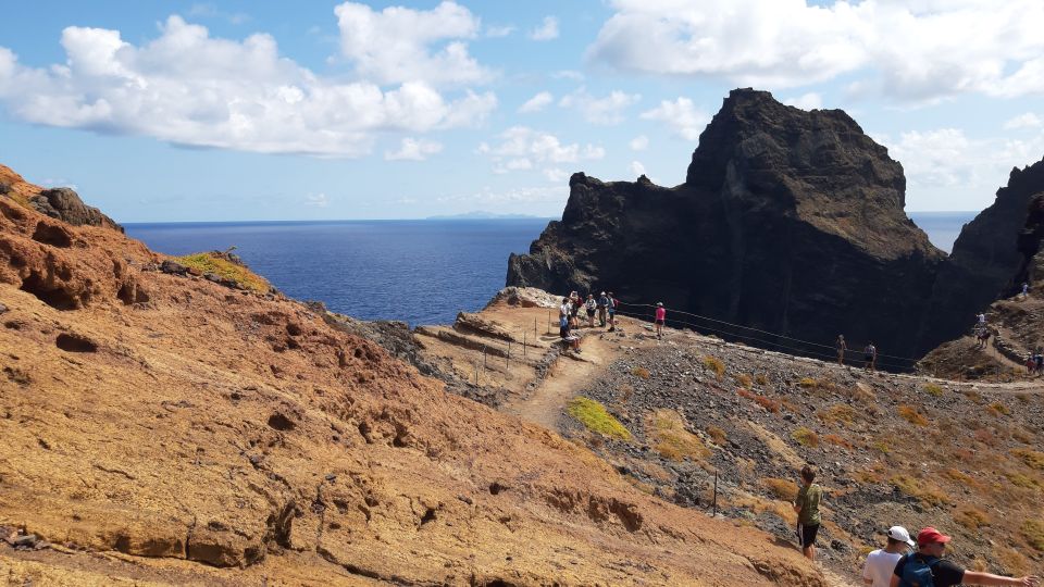 Ponta São Lourenço: Private Guided Walk PR8 - Stunning Land and Seascapes
