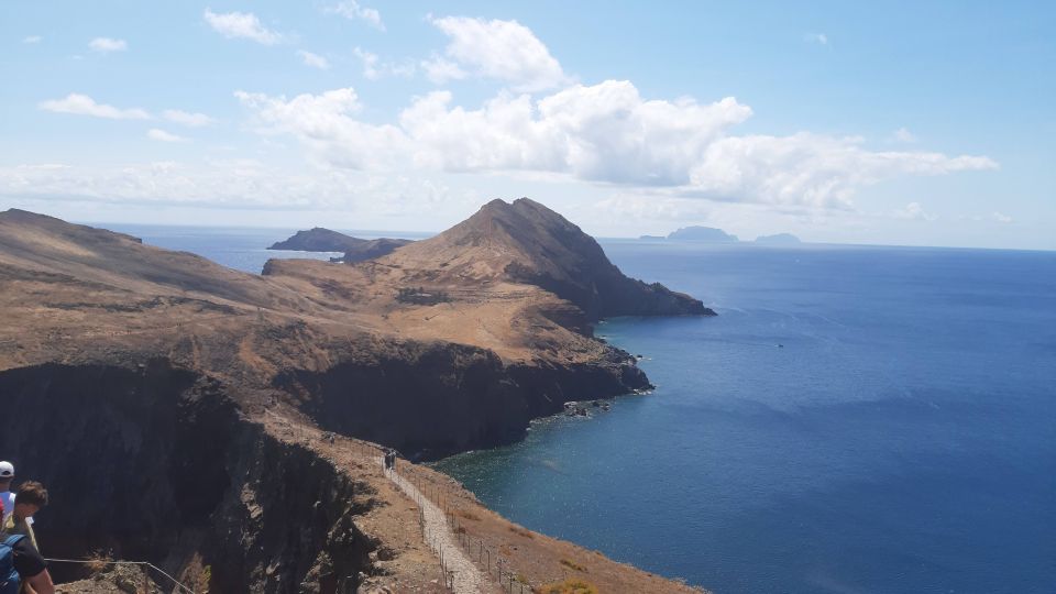Ponta São Lourenço: Private Guided Walk PR8 - Strong Regional Winds