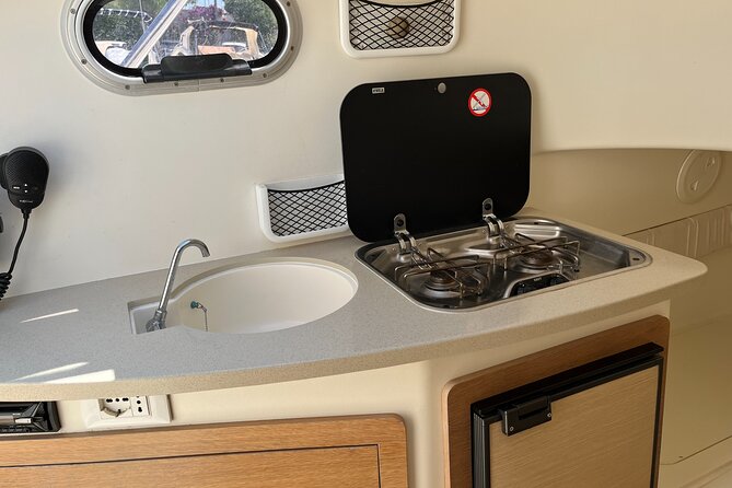 Pontine Islands Cruise Aboard Gommone Capelli 900 - The Sum Up