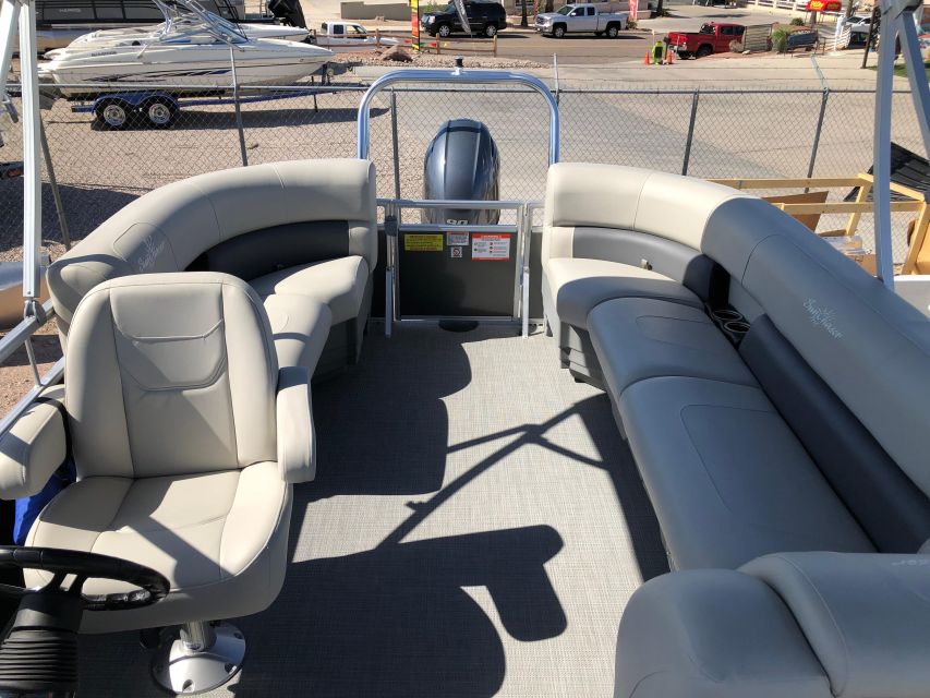 Pontoon Boat Rental - 4 Hour Rental or 8 Hour Rental - Location and Amenities