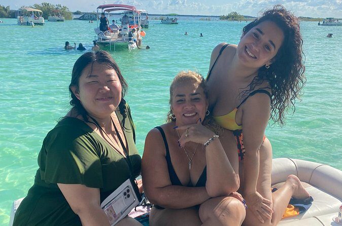 Pontoon Private Tour of the Seven Colors Lagoon - Who Should Consider This Tour?