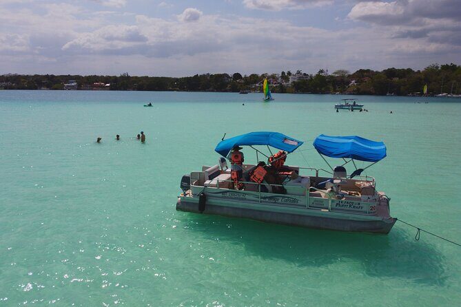 Pontoon Tour of the Seven Colors Lagoon in Bacalar - FAQs