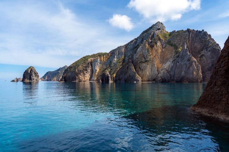 Ponza: Palmarola & Ponza Island Cruise With Swimming & Lunch - Inclusions and Amenities