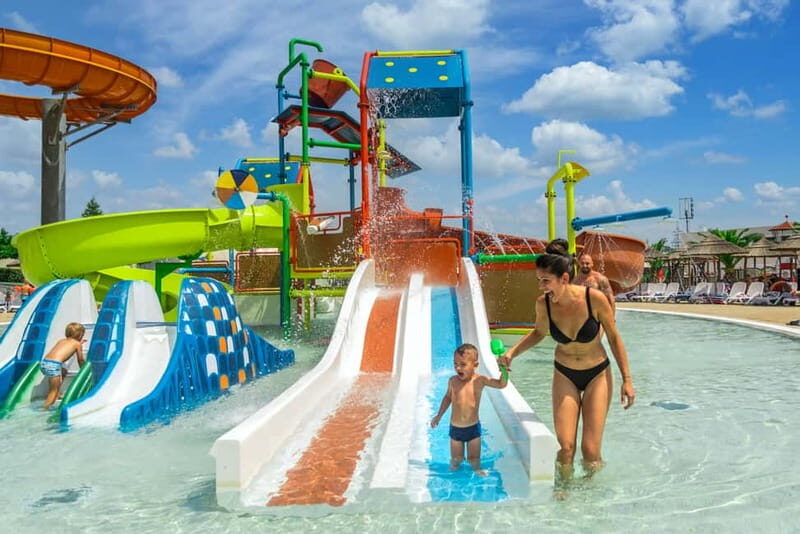 Pore: Aquapark Aquacolors Full-Day Entry Ticket - Who Will Love Aquacolors?