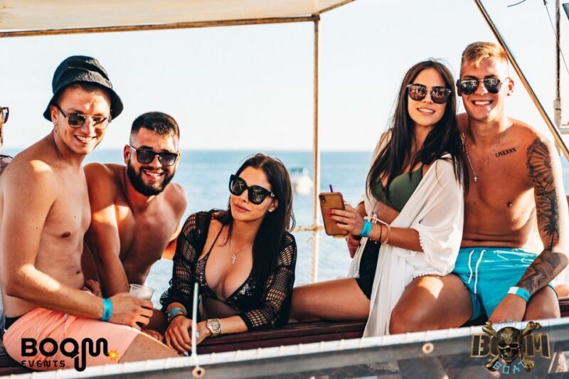 Pore: Boat Party Cruise with Drinks, DJ, and After-Party - The Experience in Detail